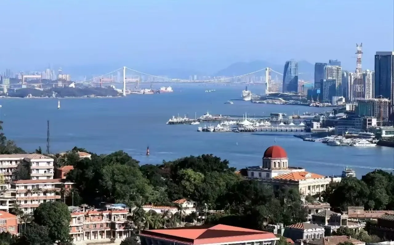 厦门港务35亿重组收官：从散货码头到港口物流平台的战略一跃