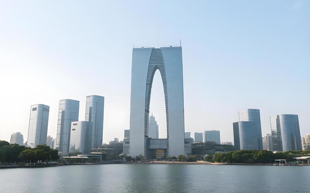 全国首单船舶转型贷款落地江苏：从造船业“大省”迈向“强省”的转型密钥
